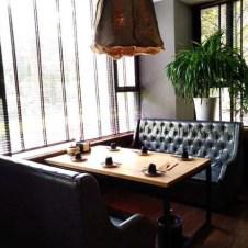 西安凡間音樂(lè)餐廳家具案例