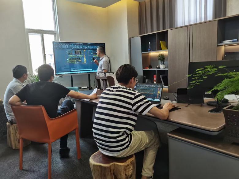 20210622/60d12751206a7.jpg 設(shè)計(jì)師講解咸陽威士忌酒吧平面圖.jpg